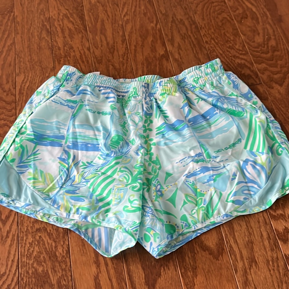Luxletic ocean trail short size S small
